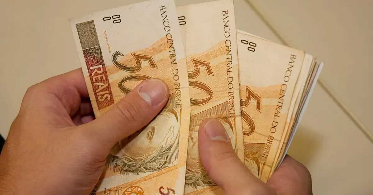 Auxílios e benefícios do governo federal